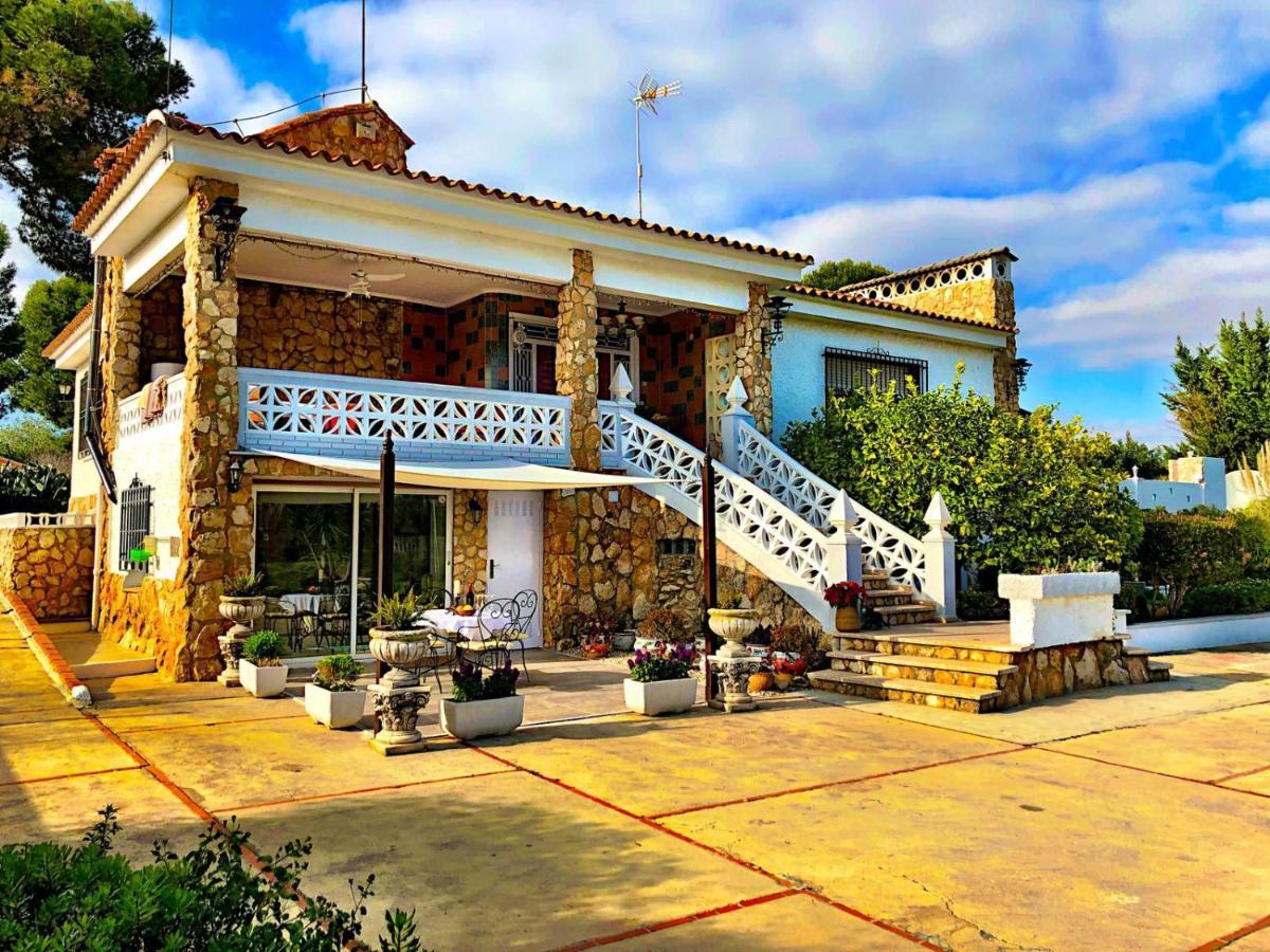 Lemon Tree Villa Monserrat Luaran gambar
